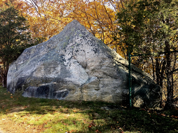 Glacial erratic in Mystic, Connecticut; image courtesy of 'Msact' and Wikimedia Commons
