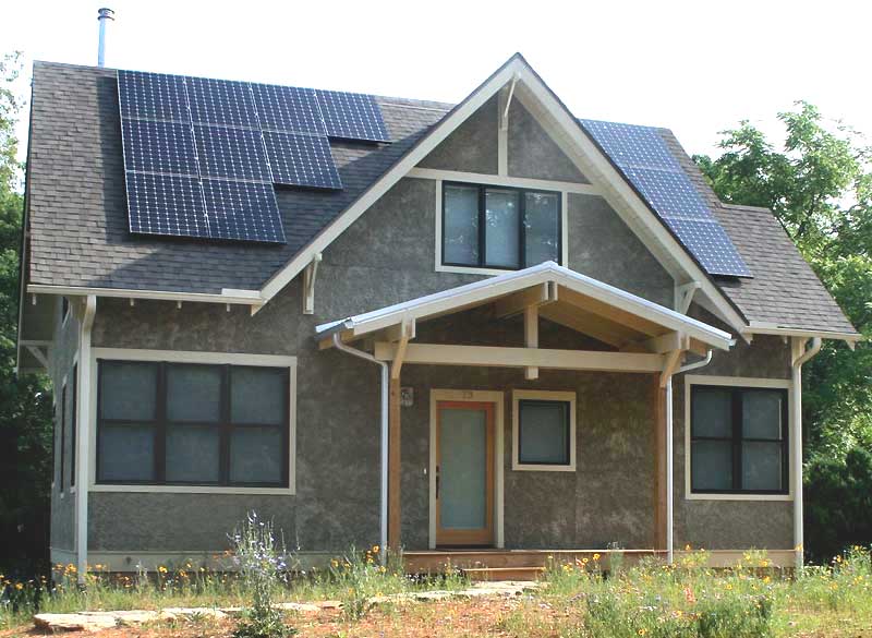 HOUSE WITH SOLAR POWER